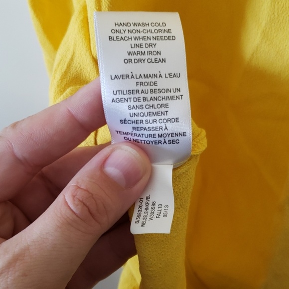 Yellow Viscose flowy lemon yellow blouse - Picture 6 of 7